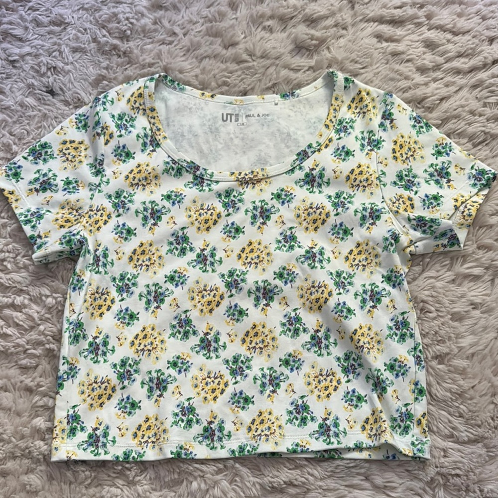 UNIQLO X PAUL & JOE CROPPED FLORAL TEE